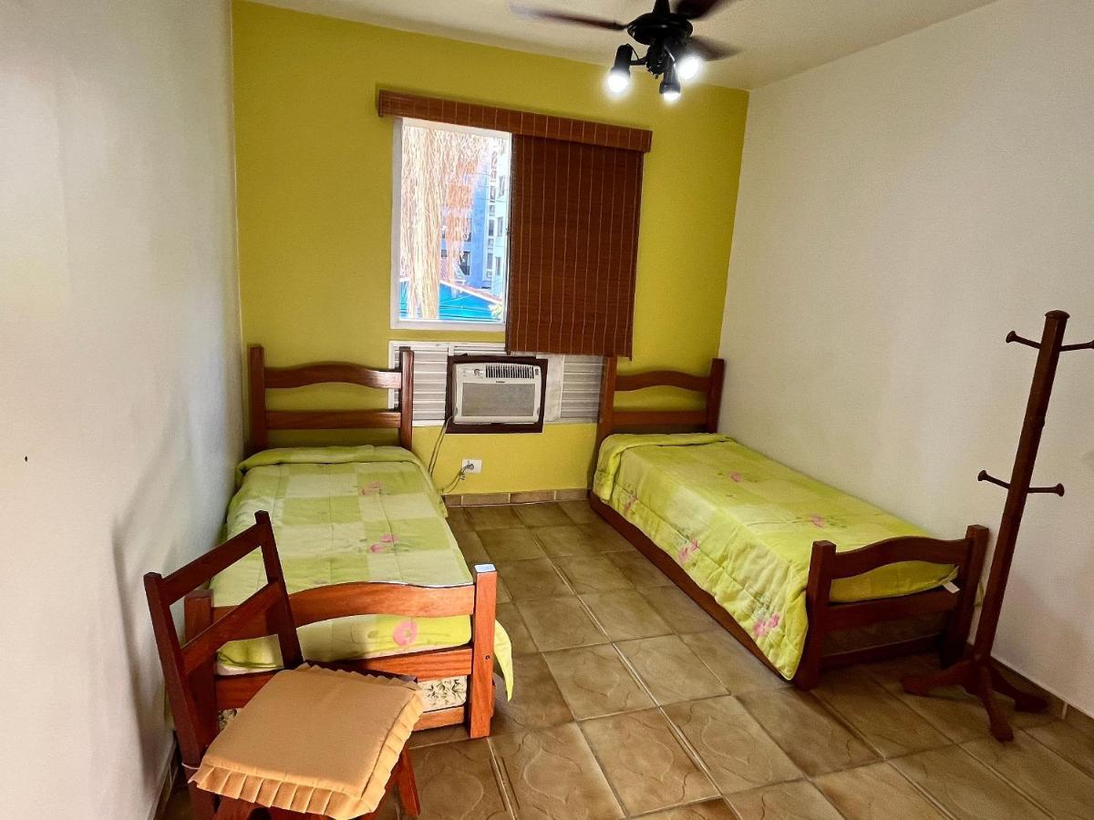 Super Aconchegante E Espacoso - Sacada Ampla E Perto Da Praia - Super Confortavel - Ap. 13 - Ed. Maison Du Parc Γκουαρούχα Εξωτερικό φωτογραφία