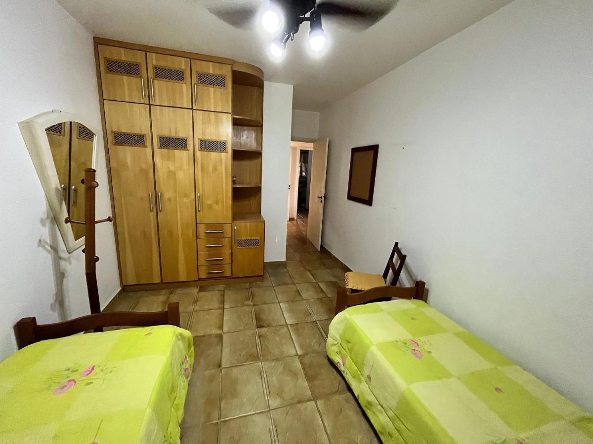 Super Aconchegante E Espacoso - Sacada Ampla E Perto Da Praia - Super Confortavel - Ap. 13 - Ed. Maison Du Parc Γκουαρούχα Εξωτερικό φωτογραφία
