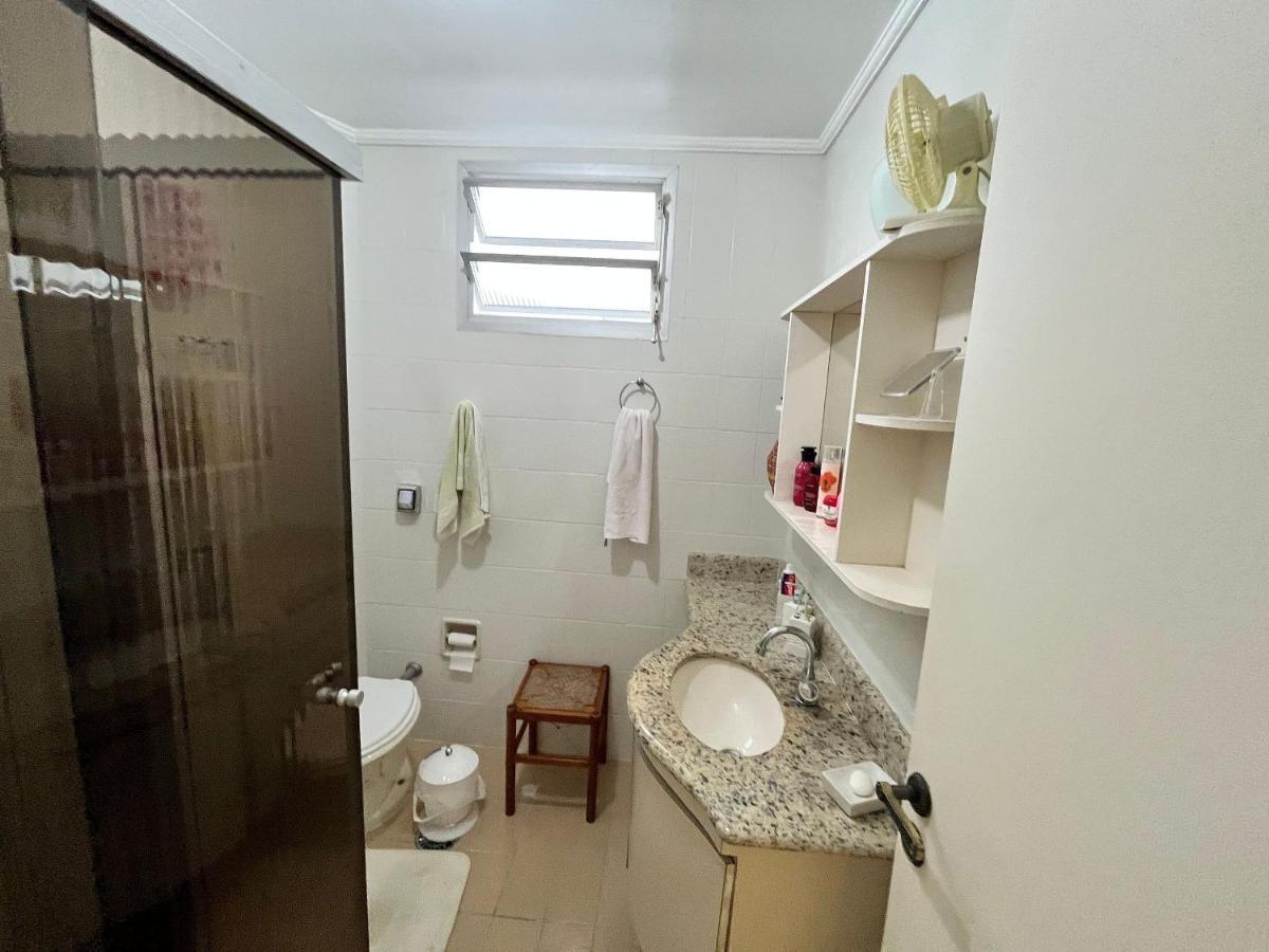 Super Aconchegante E Espacoso - Sacada Ampla E Perto Da Praia - Super Confortavel - Ap. 13 - Ed. Maison Du Parc Γκουαρούχα Εξωτερικό φωτογραφία